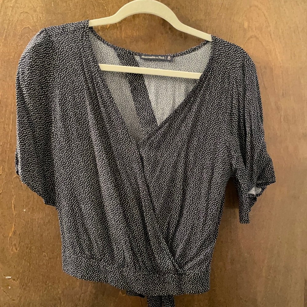 Abercrombie tie-back wrap blouse